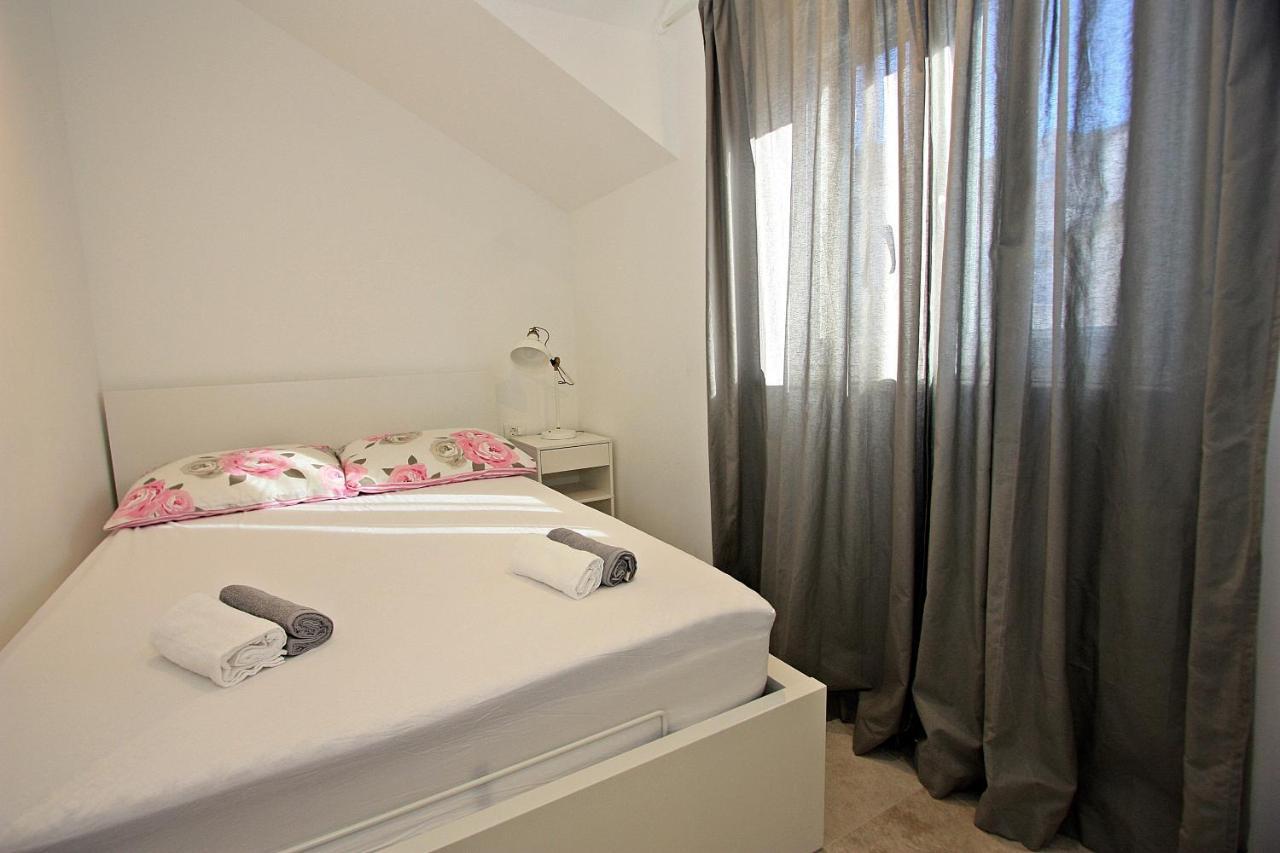 Apartman Ivana Supetar Kültér fotó